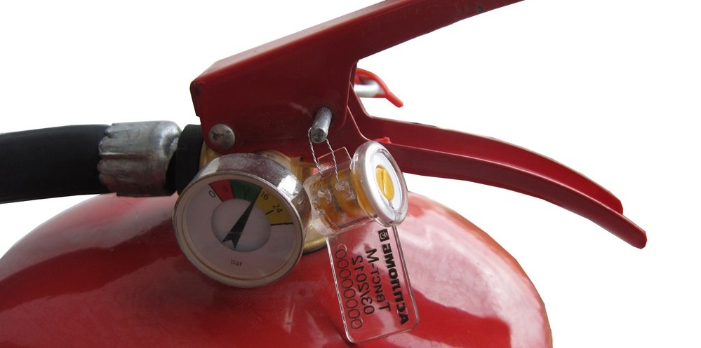 Пломба, чека у вогнегасника