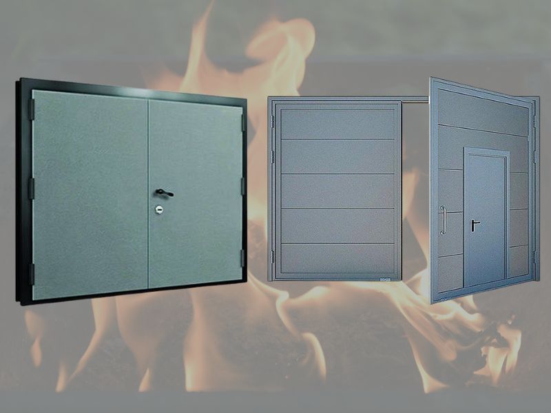 На фоні вогню протипожежні ворота дві штуки, обидва сірих кольорів