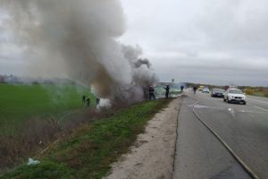 Запорізька область: на трасі загорілася вантажівка