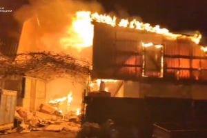 ❗️Київщина: ліквідовано загоряння трьох будівель та врятовано постраждалого❗️ 6 одиниць техніки❗️