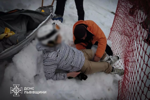 ❗️Львівська область: рятувальники допомогли травмованій лижниці❗️