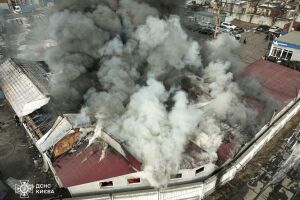 ❗️м. Київ: ліквідовано пожежу на СТО в Дніпровському районі❗️
