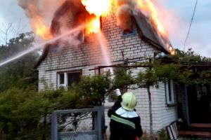 Під час пожежі в житловому будинку в Черкаській області загинув чоловік