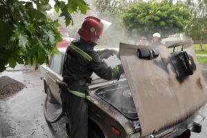 У Черкаській області згорів автомобіль ВАЗ