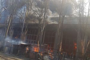 У Києві горіли склади з лакофарбовими матеріалами