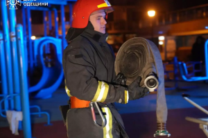❗️Одеса: через необережне поводження дитини зі свічкою сталась пожежа в багатоповерхівці❗️