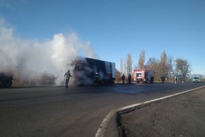 Пожежа вантажівки на Харківському автошляху
