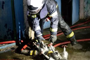 Пожар в Одессе: спасатели ликвидировали возгорание в частном доме