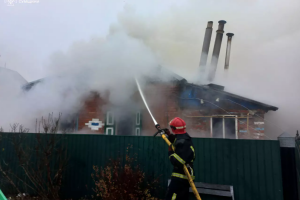 ❗️Cумщина: під час пожежі вагітна мати врятувала трьох дітей❗️