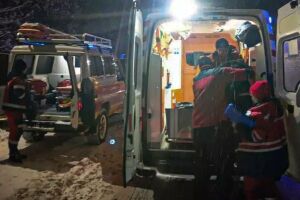 В Славском спасатели на спецтехнике обеспечили доступ медиков к пациенту в труднодоступном районе