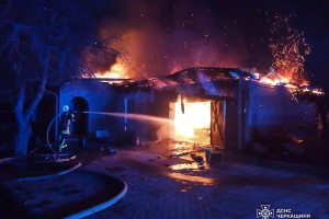 ❗️На Черкащині виникла пожежа через несправність газової установки балона автомобіля❗️