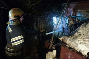 На Хмельниччині ліквідовано пожежу господарчої будівлі