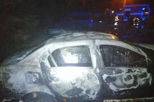 У Львові згорів автомобіль &laquo;Renault Logan&raquo;