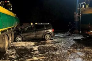 Волынь: спасатели предотвратили пожар после аварии с бензовозом