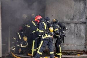 Ліквідація пожежі на складі у Хмельницькому: експертний аналіз та заходи захисту