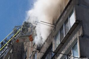 Два пожара в жилых домах Винницы - эвакуация людей и ликвидация огня