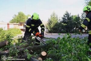 Последствия непогоды на Кировоградщине: ликвидация разрушений и защита зданий